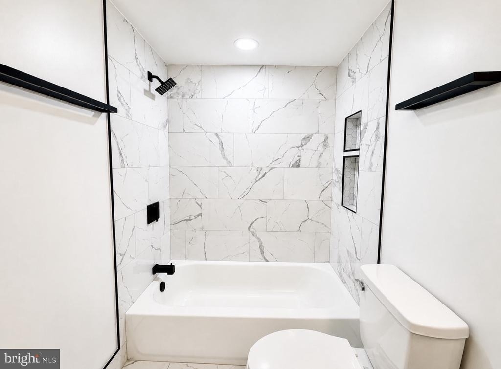 3066 Pineview Court Ne - Photo 11