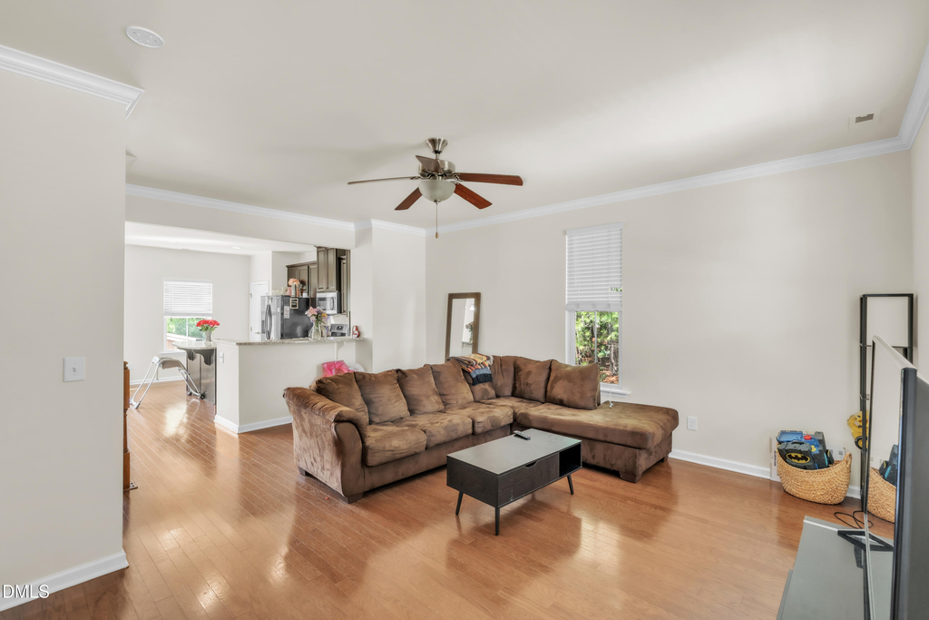 541 Pemberwich Place - Photo 8