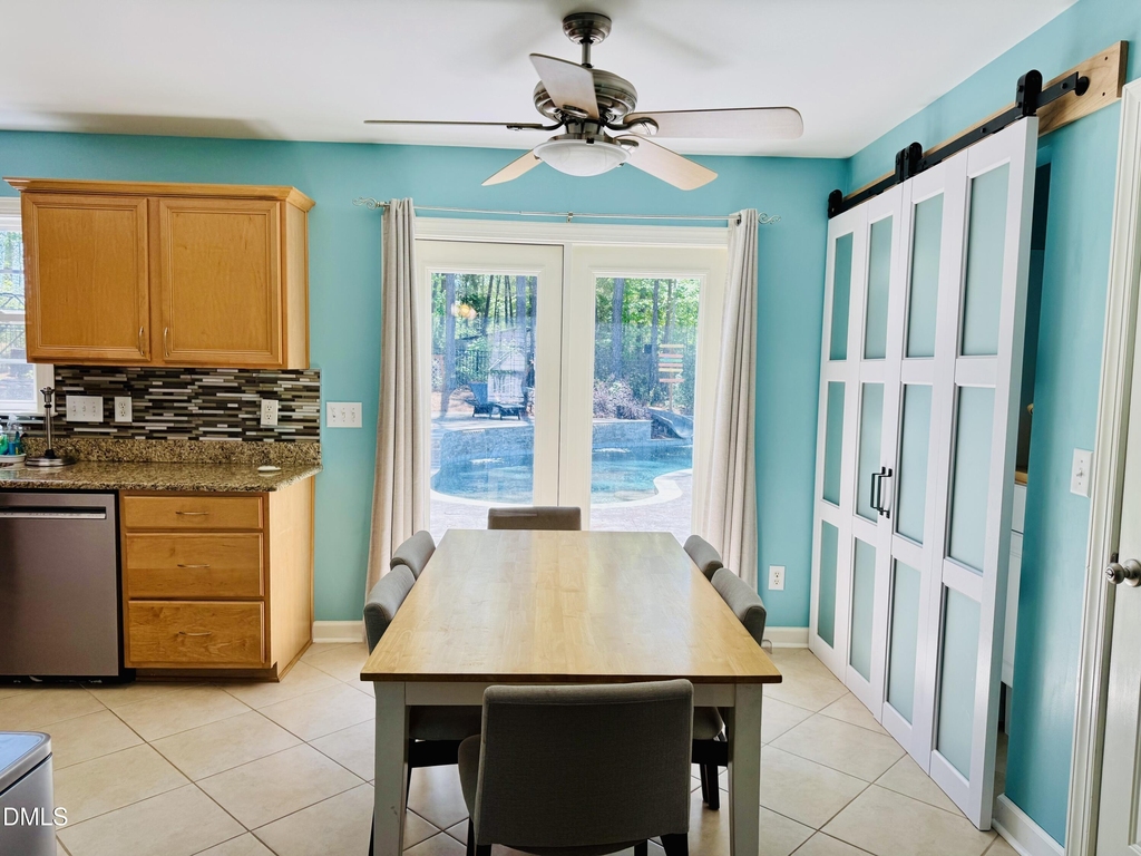 2576 Blue Dog Court - Photo 6