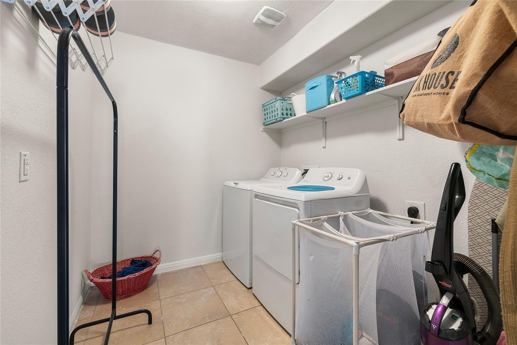 633 Schefer St - Photo 34