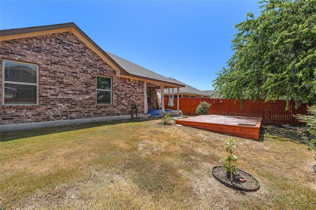 633 Schefer St - Photo 28