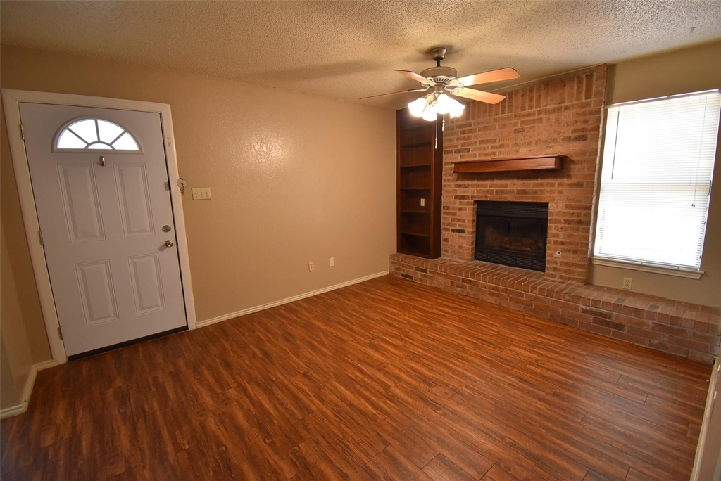 1802 Rawhide Loop - Photo 2