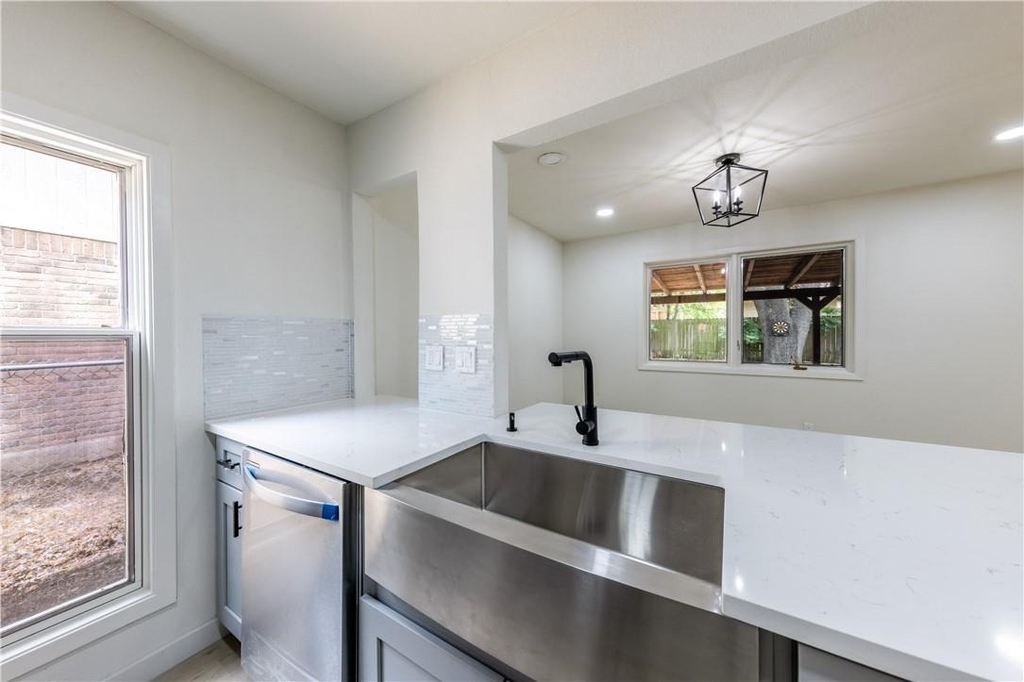 7601 West Gate Blvd - Photo 12