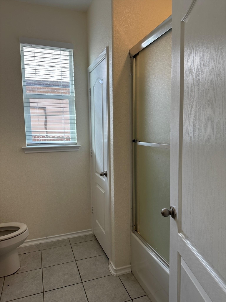 13904 Lyndon B Johnson St - Photo 32