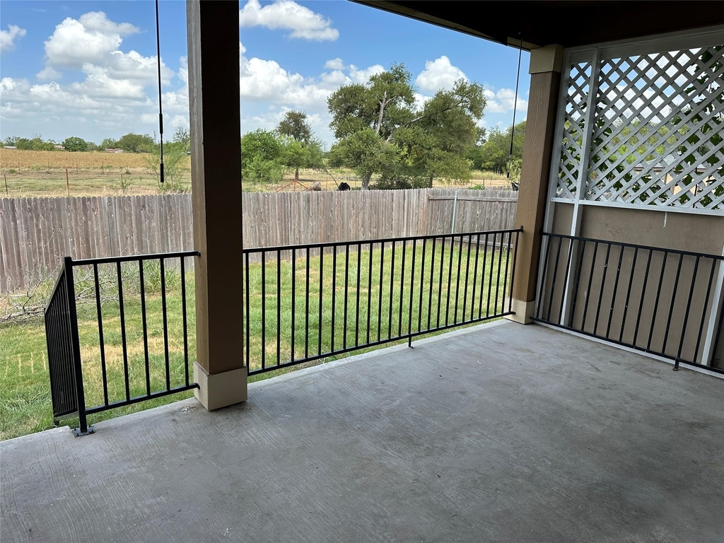 13904 Lyndon B Johnson St - Photo 0