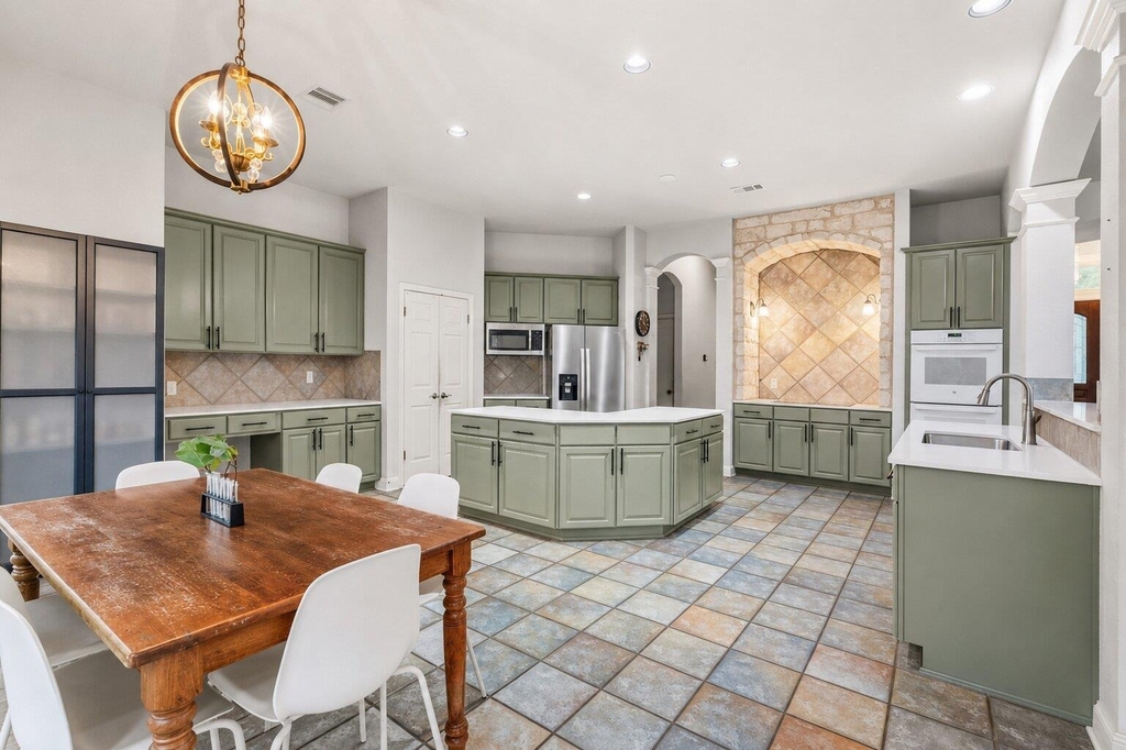 12113 Portobella Dr - Photo 15