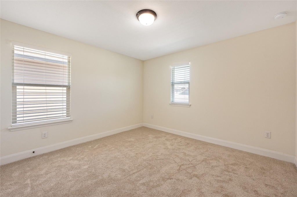 7632 Knockfin Dr - Photo 21
