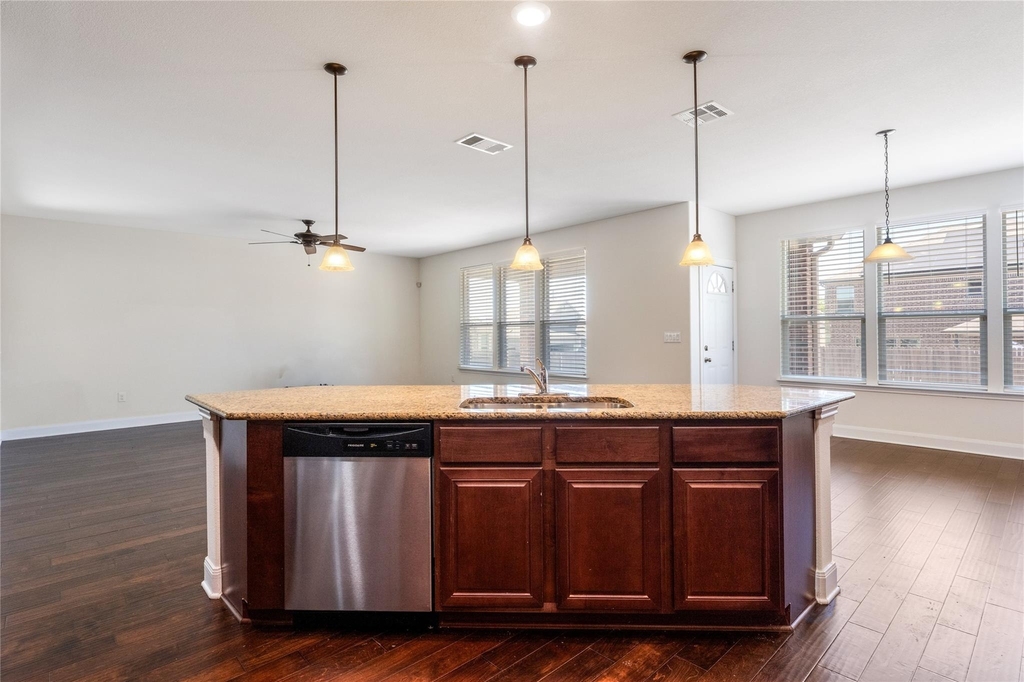 7632 Knockfin Dr - Photo 5