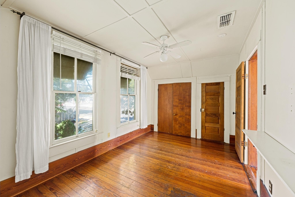 3205 Guadalupe St - Photo 10
