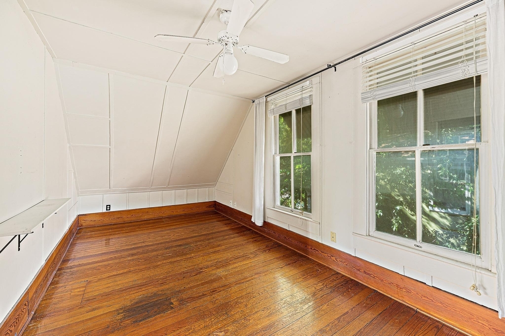 3205 Guadalupe St - Photo 8