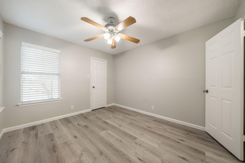428 S Sailmaster St - Photo 14