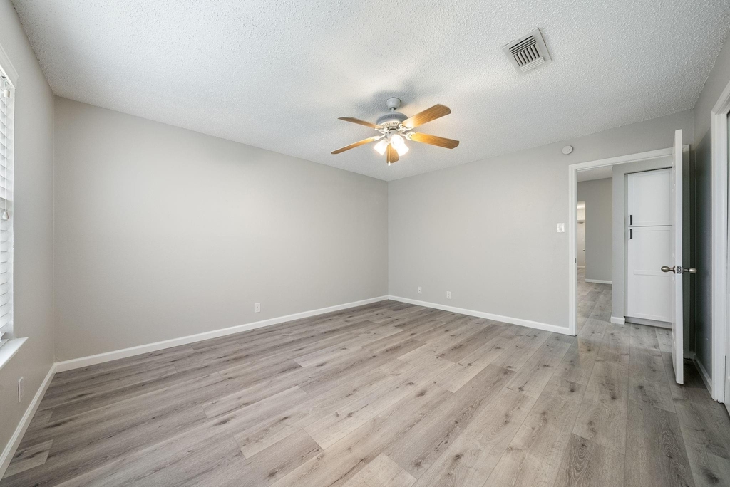 428 S Sailmaster St - Photo 6