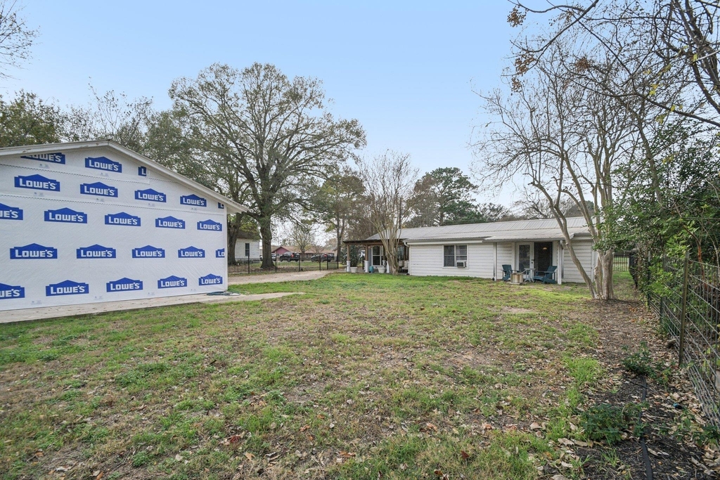 902 Turney St - Photo 26
