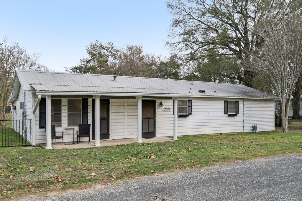 902 Turney St - Photo 6