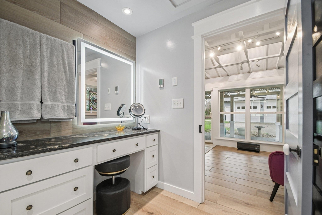 902 Turney St - Photo 23