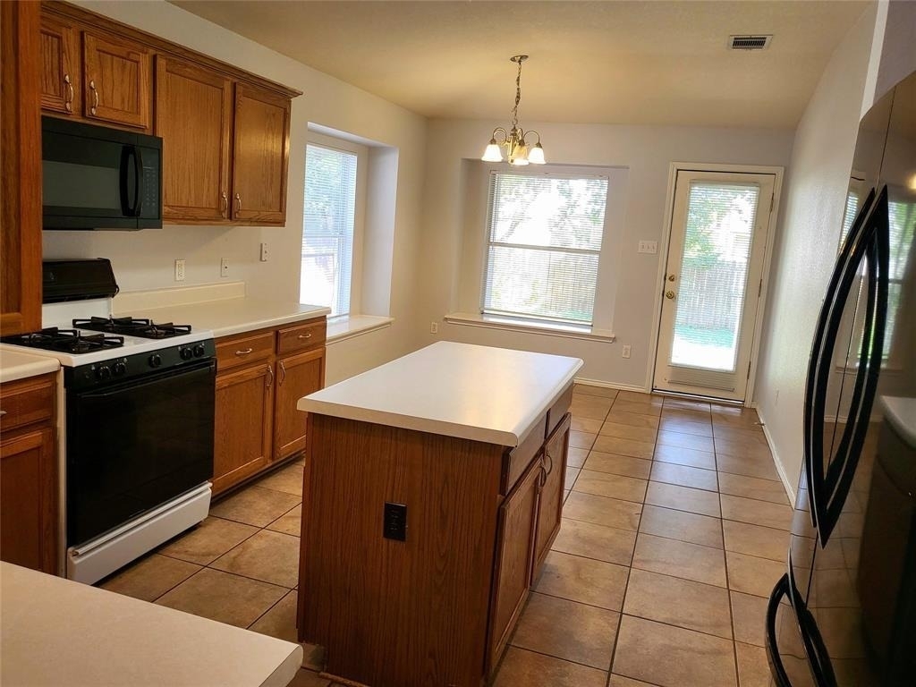 3129 Jazz St - Photo 7