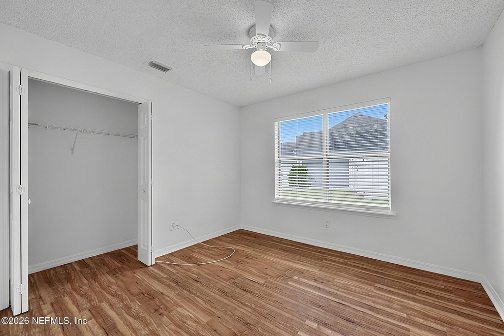 8426 Country Bend Circle W - Photo 22