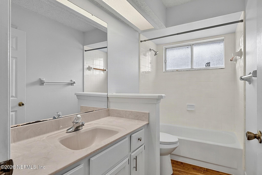 8426 Country Bend Circle W - Photo 27