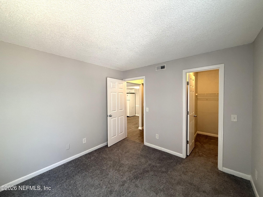100 Fairway Park Boulevard - Photo 3