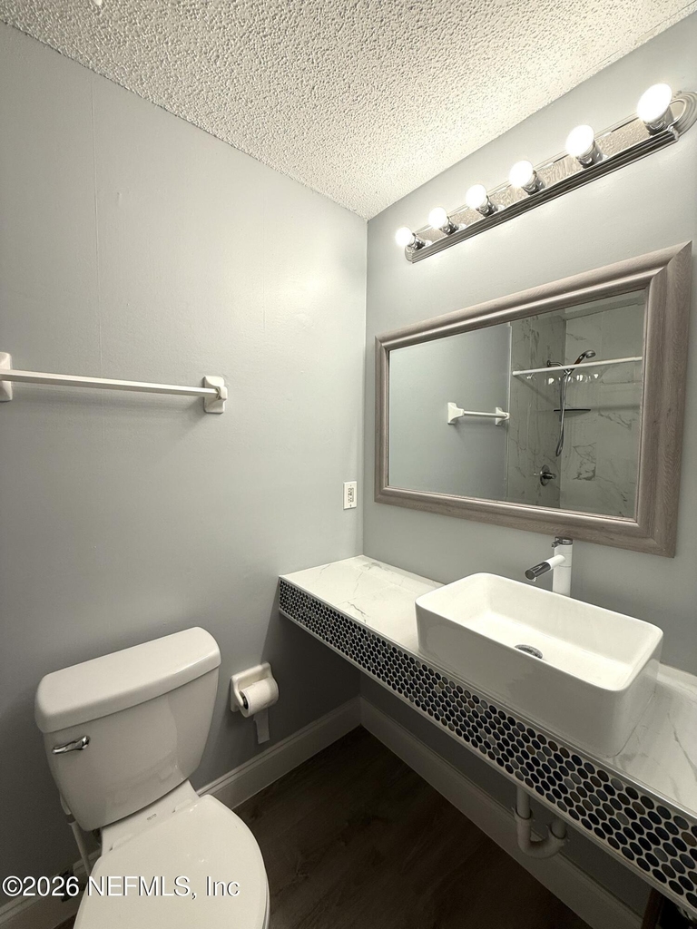 1033 Sea Hawk Drive - Photo 9