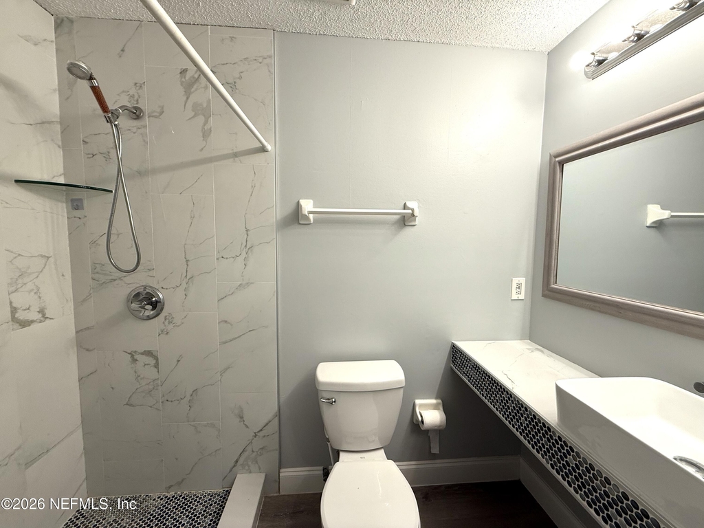 1033 Sea Hawk Drive - Photo 8