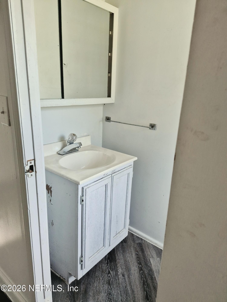 115 May Street - Photo 6