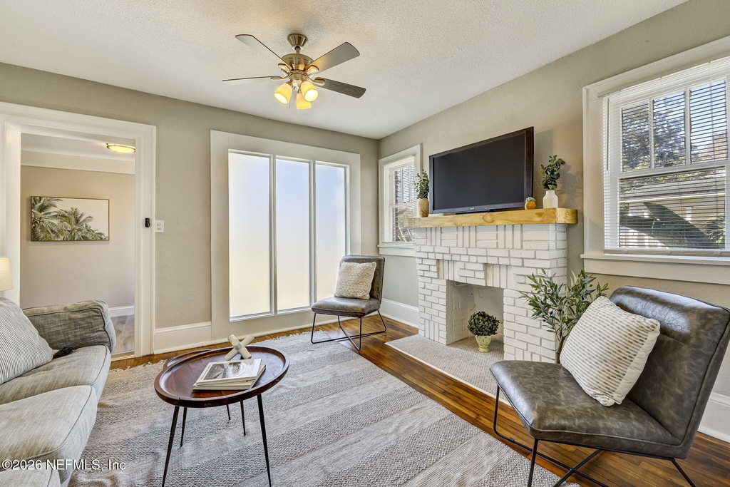 4633 Kingsbury Street - Photo 10