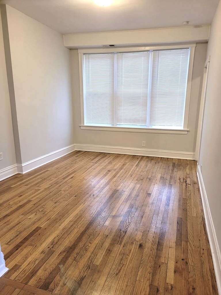 1255 N Harding Avenue - Photo 6