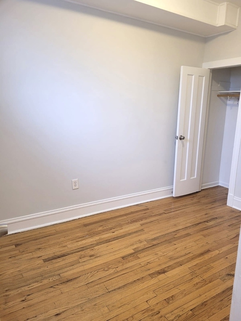 1255 N Harding Avenue - Photo 7