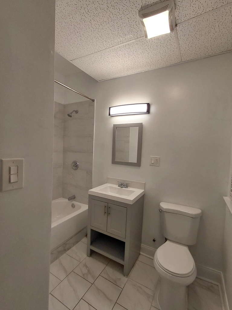 1255 N Harding Avenue - Photo 10