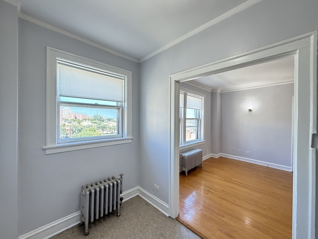 917 W Eastwood Avenue - Photo 6