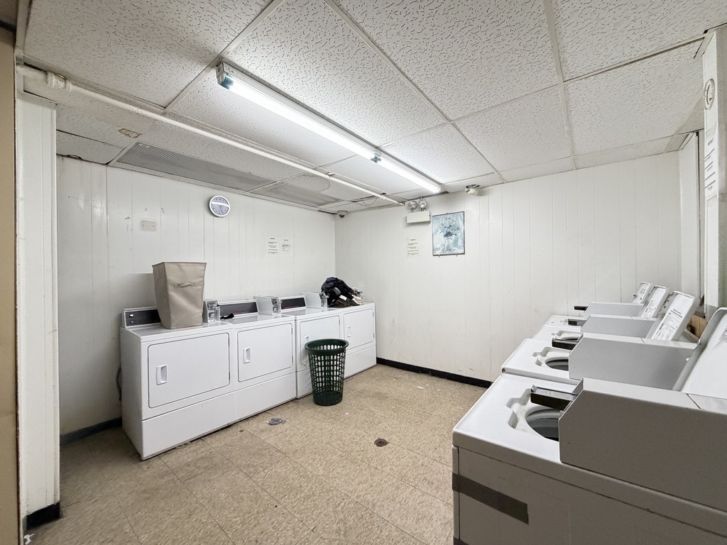 917 W Eastwood Avenue - Photo 19