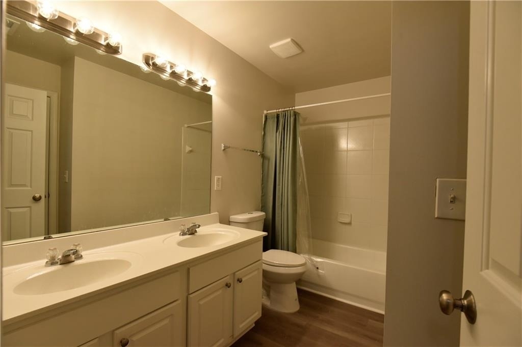 2115 Vistoria Drive - Photo 17