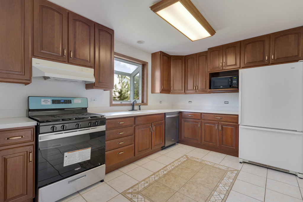 616 Blue Spruce Lane - Photo 9