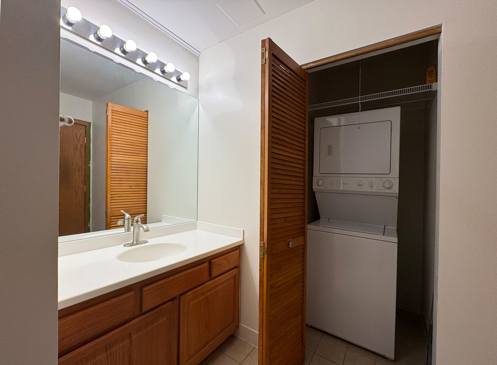 40 E Northwest Highway - Photo 21