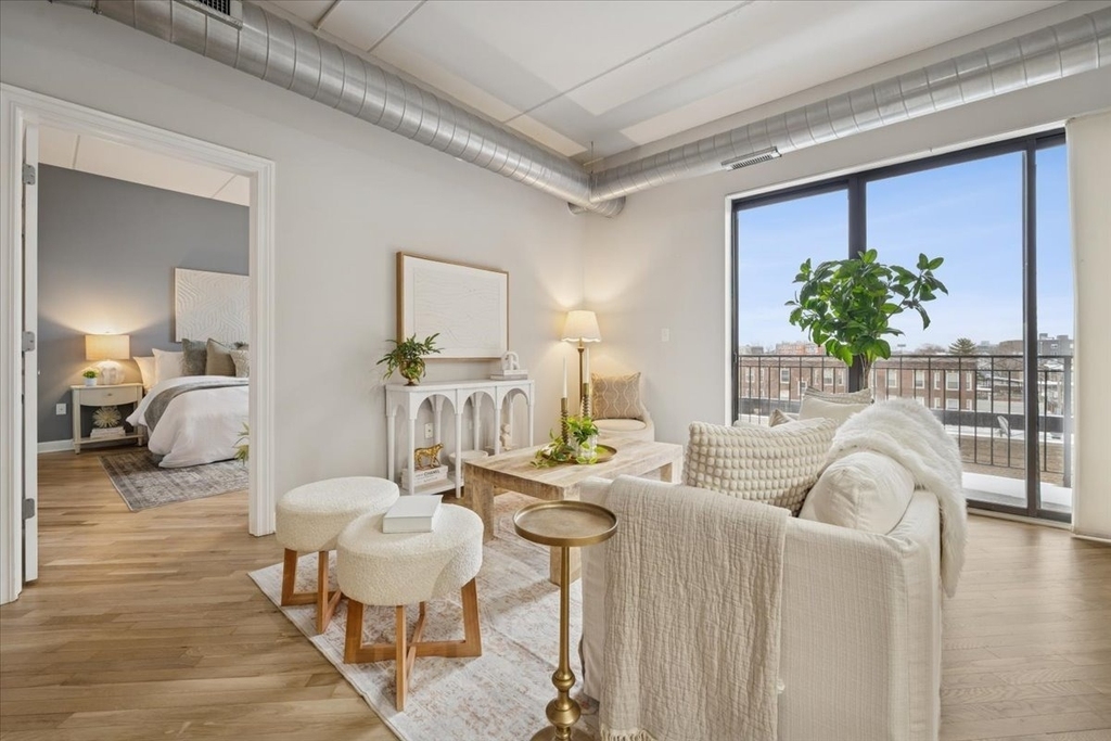 3125 W Fullerton Avenue - Photo 5