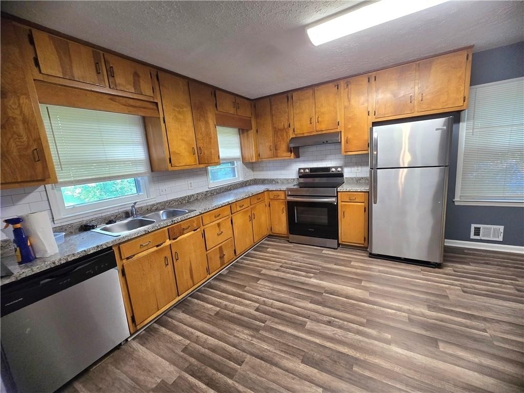 3350 Scott Drive - Photo 8