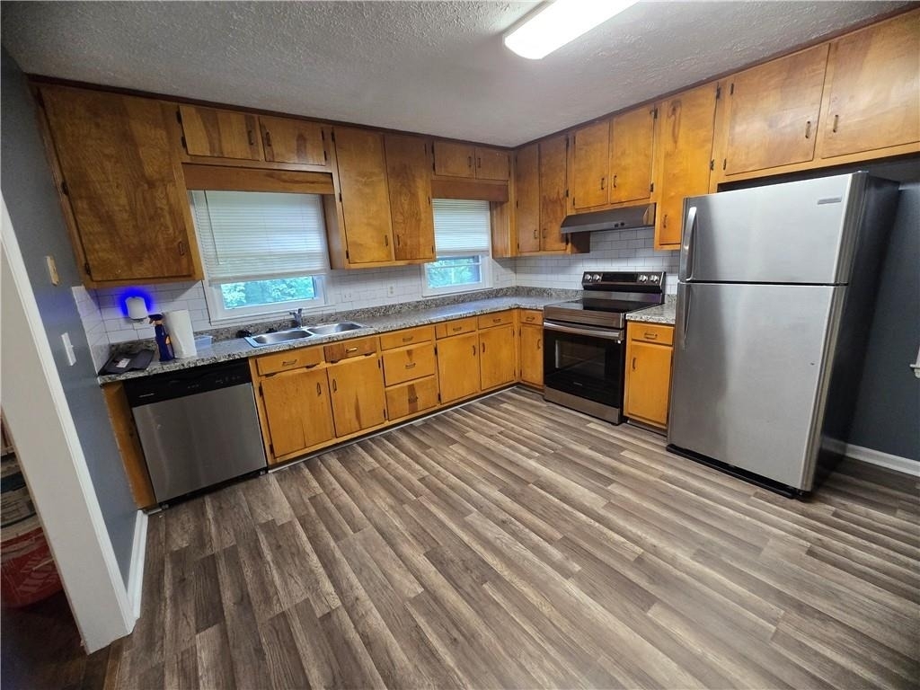 3350 Scott Drive - Photo 7