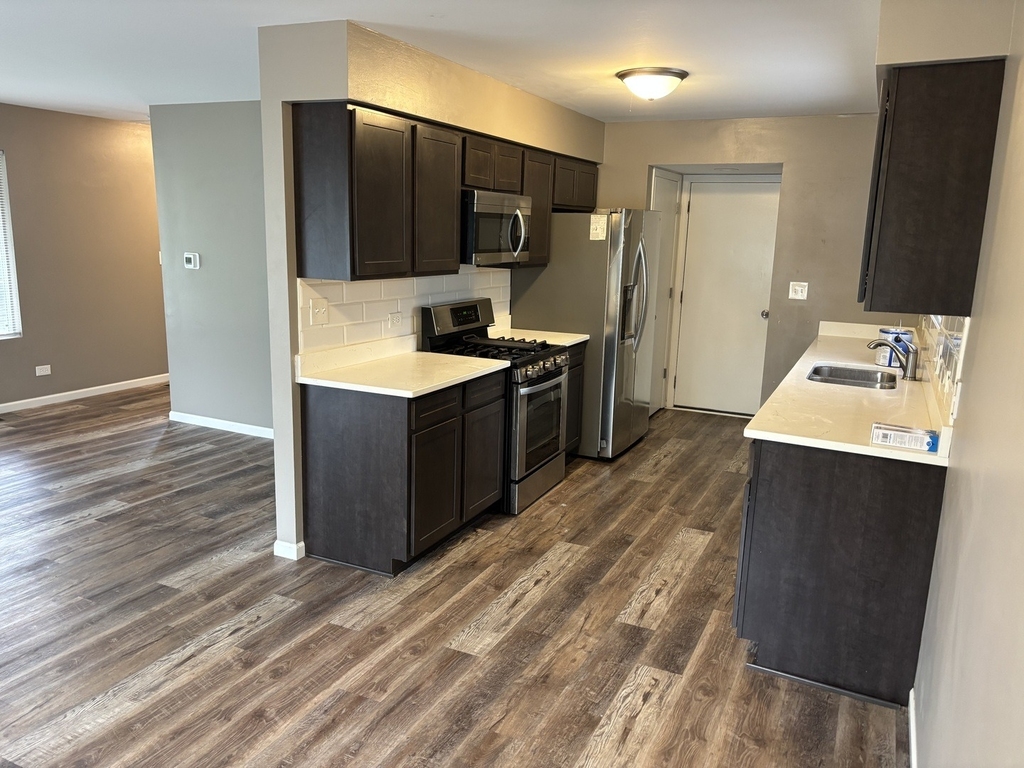 501 Lowell Drive - Photo 5