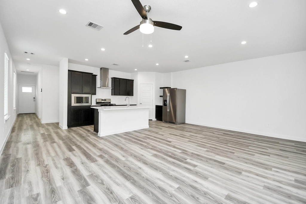 12316 Basilwood Drive - Photo 3