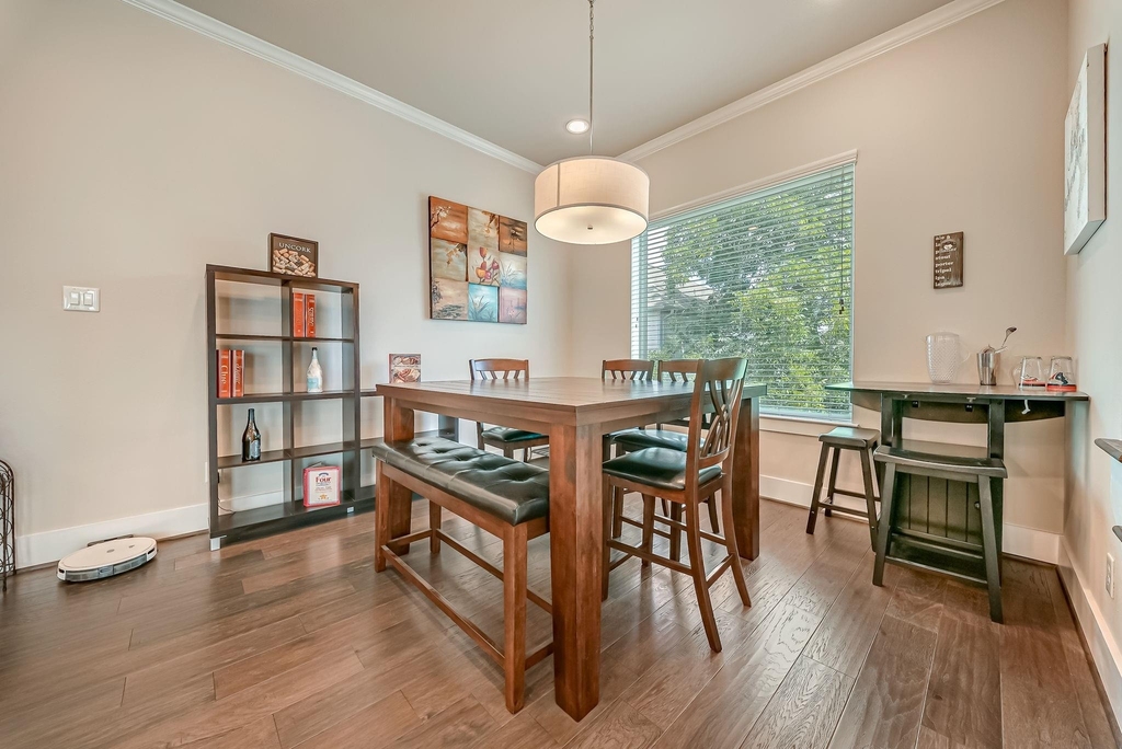 5916 Petty Street - Photo 3