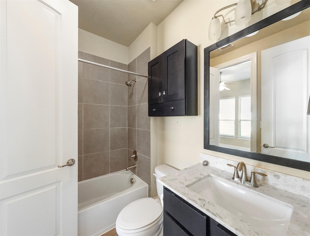 6005 Kansas Street - Photo 10