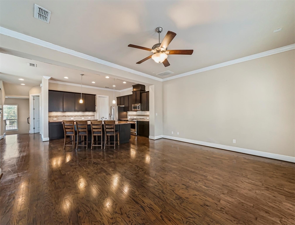 6005 Kansas Street - Photo 6