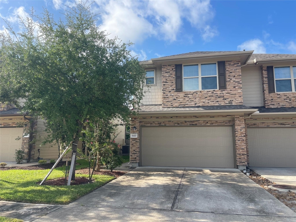 6422 Stoney Creek Drive - Photo 0