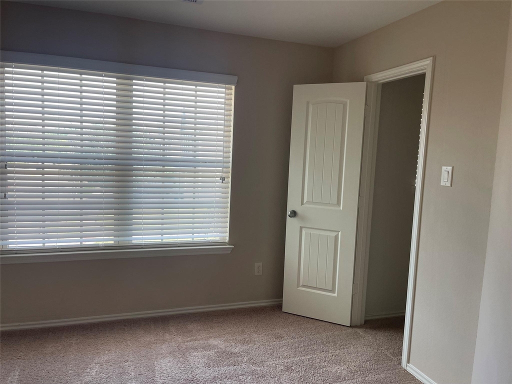 6422 Stoney Creek Drive - Photo 13