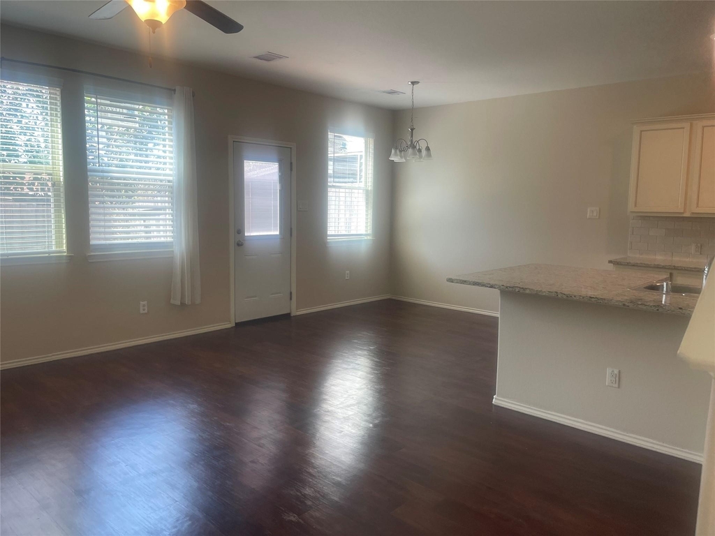 6422 Stoney Creek Drive - Photo 4