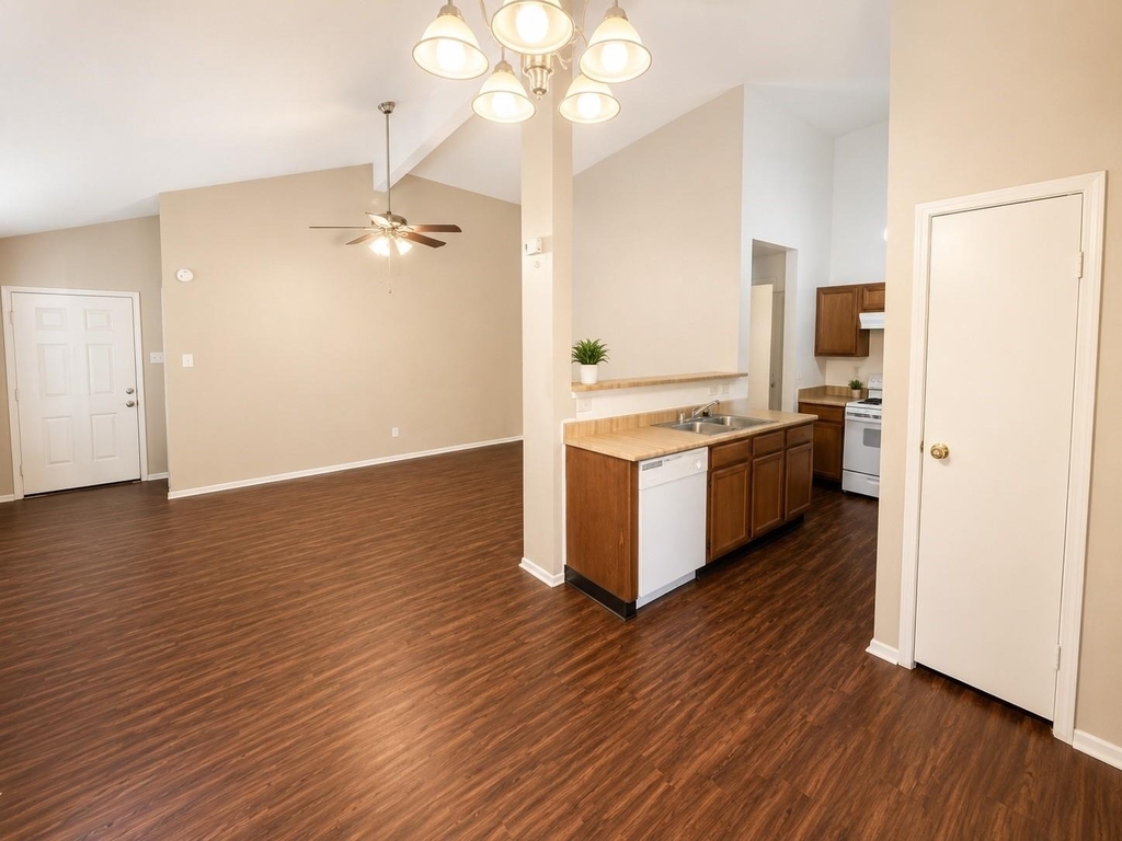 22413 Tree House Lane - Photo 3