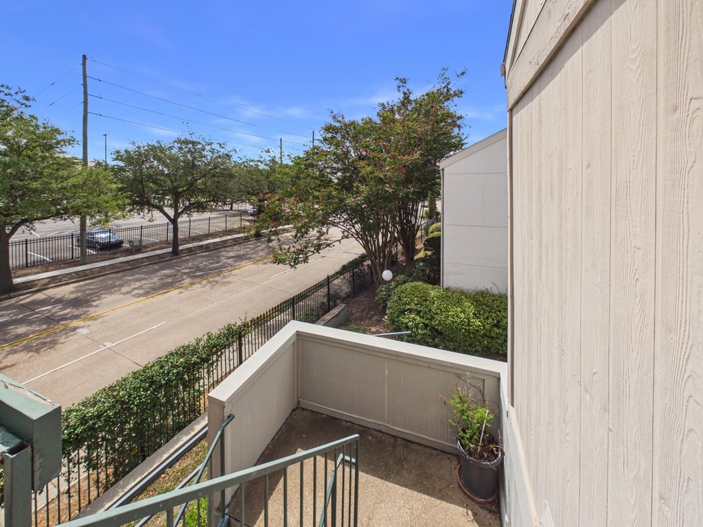7950 N Stadium Drive - Photo 18