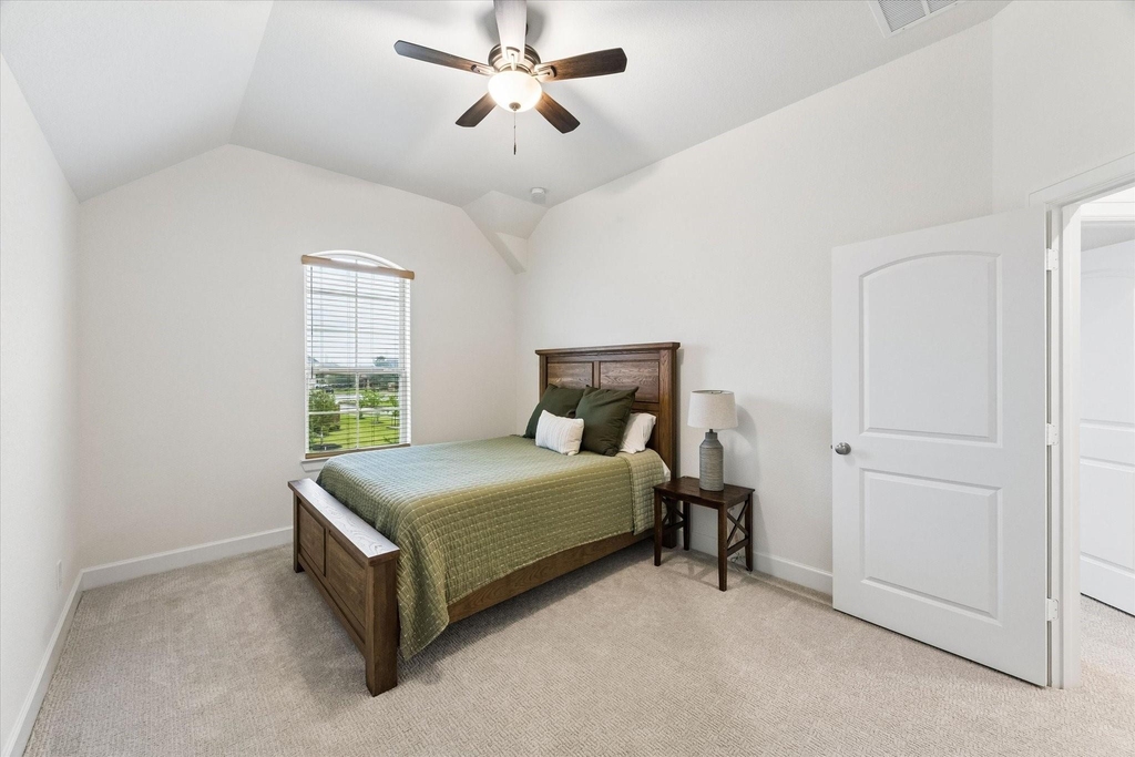 729 Maplewood - Photo 26