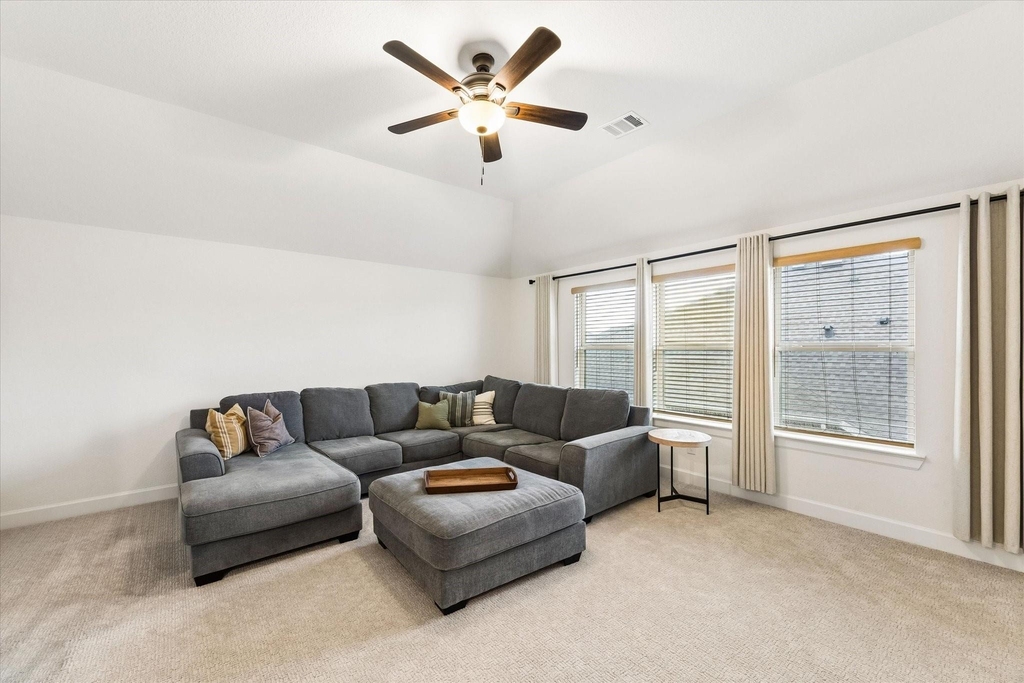 729 Maplewood - Photo 25